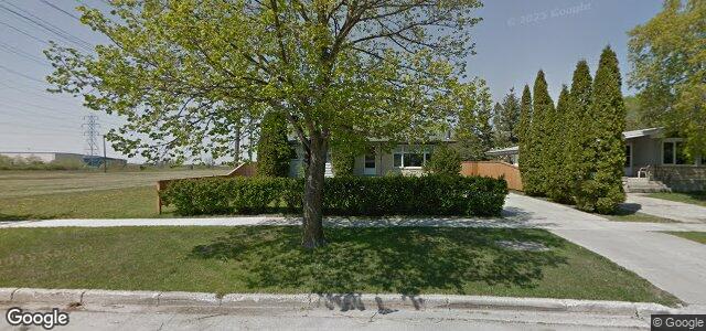 Larawan ng 1455 Somerville Avenue sa Winnipeg, Manitoba