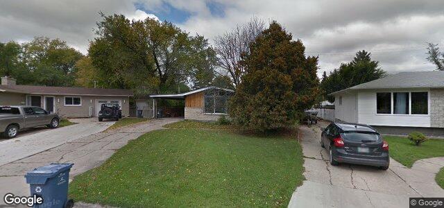 Larawan ng 15 Waterford Bay sa Winnipeg, Manitoba