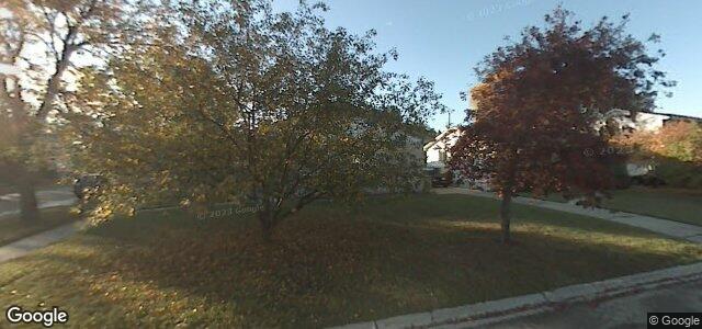 Larawan ng 2 Waterford Bay sa Winnipeg, Manitoba