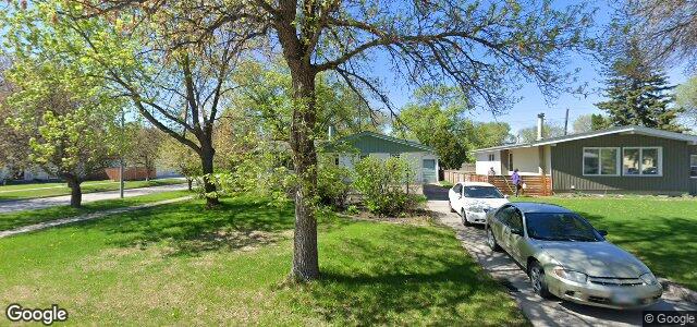 28 Neptune Bay（加拿大曼尼托巴省温尼伯市）房屋照片