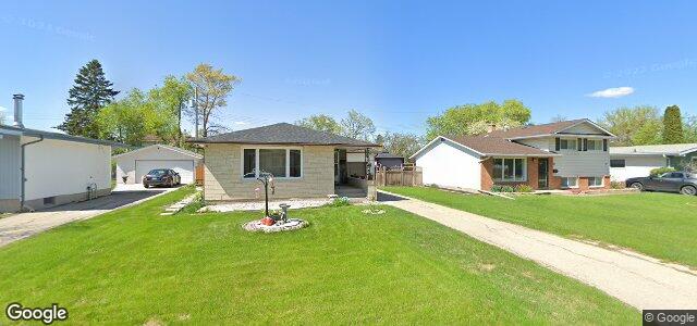 Larawan ng 30 Waterford Bay sa Winnipeg, Manitoba