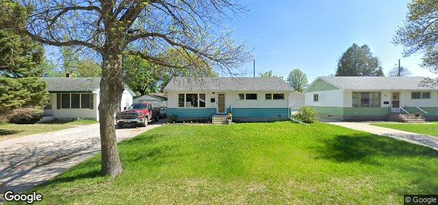 Larawan ng 45 Saturn Bay sa Winnipeg, Manitoba