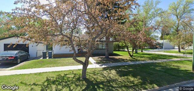 Photo of 49 Saturn Bay in Winnipeg, Manitoba