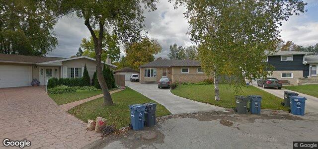 Larawan ng 8 Windermere Bay sa Winnipeg, Manitoba