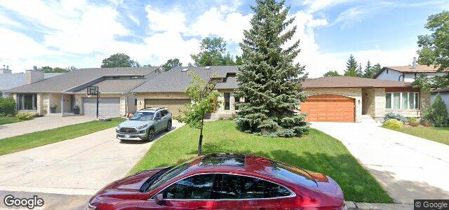 Photo of 10 Matlock Crescent in Winnipeg, Manitoba