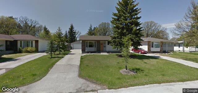 Larawan ng 102 Savoy Crescent sa Winnipeg, Manitoba