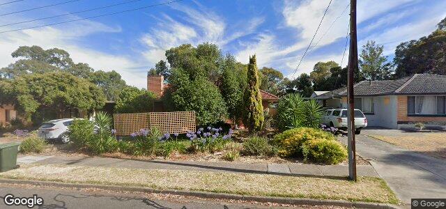 Larawan ng 11 Malone Street sa Winnipeg, Manitoba