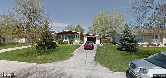 Larawan ng 11 Selwood Avenue sa Winnipeg, Manitoba