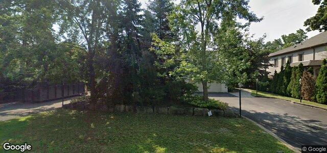 Larawan ng 11 The Bridle Path sa Winnipeg, Manitoba