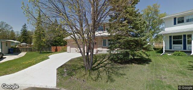 Larawan ng 114 Savoy Crescent sa Winnipeg, Manitoba