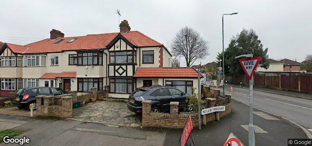 Larawan ng 120 Matlock Crescent sa Winnipeg, Manitoba