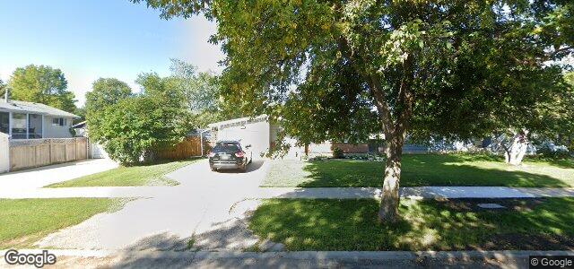Larawan ng 130 Carlotta Crescent sa Winnipeg, Manitoba