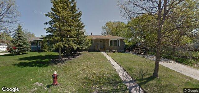 Larawan ng 130 Savoy Crescent sa Winnipeg, Manitoba