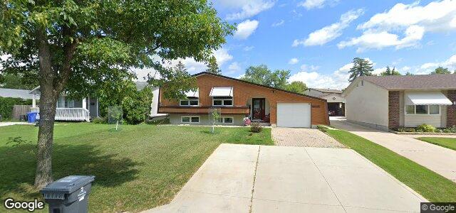 Larawan ng 135 Norlorne Drive sa Winnipeg, Manitoba