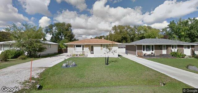 Larawan ng 15 Dumore Bay sa Winnipeg, Manitoba