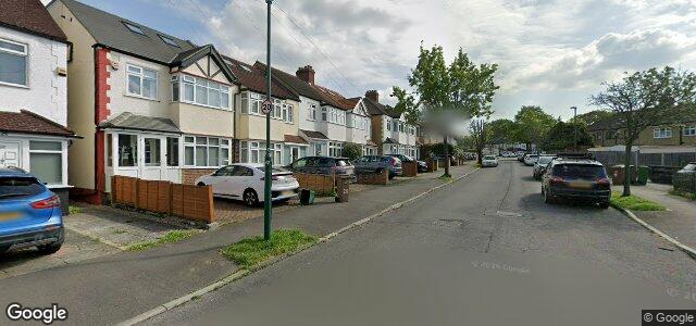 Larawan ng 18 Matlock Crescent sa Winnipeg, Manitoba