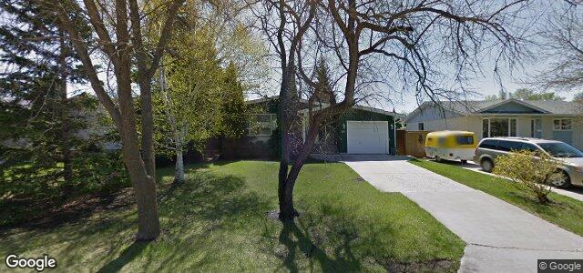 Larawan ng 18 Savile Avenue sa Winnipeg, Manitoba