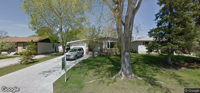 Larawan ng 19 Speyside Avenue sa Winnipeg, Manitoba