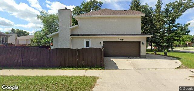 Larawan ng 2 Hunterspoint Road sa Winnipeg, Manitoba