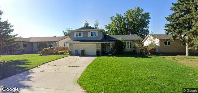 Photo of 211 Carlotta Crescent in Winnipeg, Manitoba