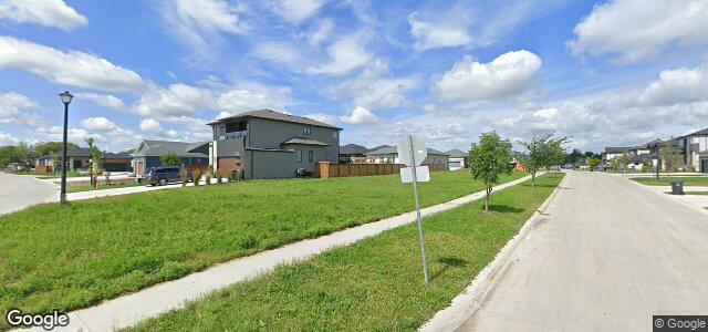 Larawan ng 251 Glenbush Street sa Winnipeg, Manitoba