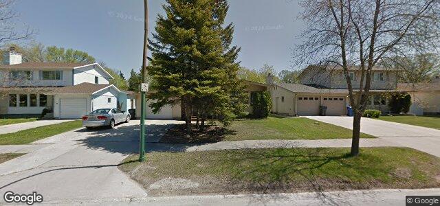 Larawan ng 27 Scotswood Drive sa Winnipeg, Manitoba