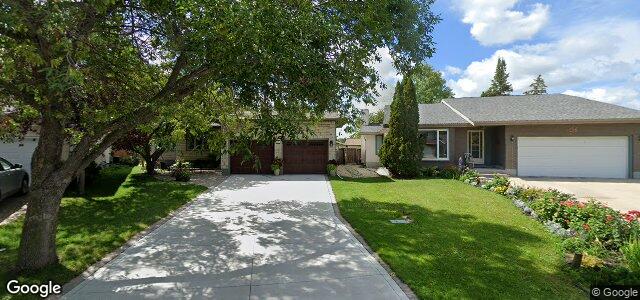 Larawan ng 30 Glen Oaks Cove sa Winnipeg, Manitoba
