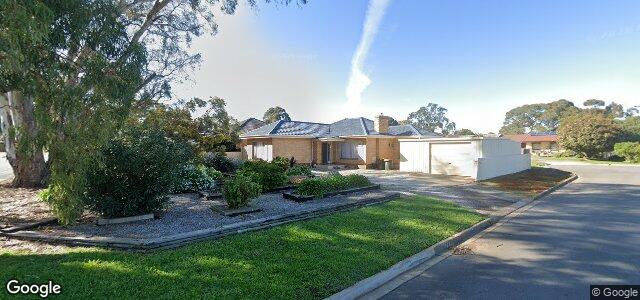 Larawan ng 30 Malone Street sa Winnipeg, Manitoba