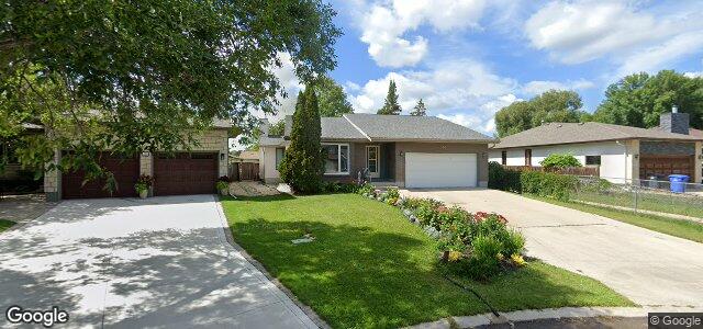 Larawan ng 34 Glen Oaks Cove sa Winnipeg, Manitoba