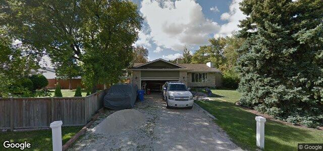 Larawan ng 40 Dumore Bay sa Winnipeg, Manitoba