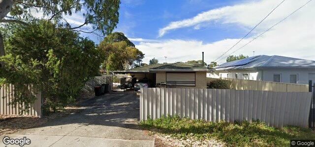 Larawan ng 40 Malone Street sa Winnipeg, Manitoba