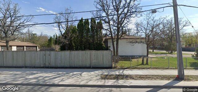 Larawan ng 505 Charleswood Road sa Winnipeg, Manitoba