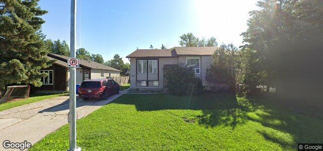 Larawan ng 51 Sparrow Road sa Winnipeg, Manitoba