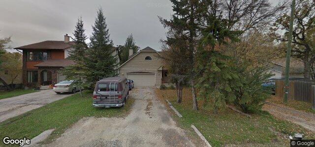 Larawan ng 516 Charleswood Road sa Winnipeg, Manitoba