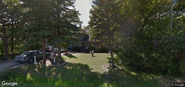 Larawan ng 518 Community Row sa Winnipeg, Manitoba