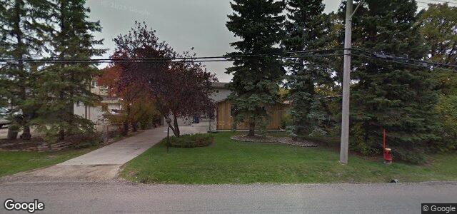 Larawan ng 537 Charleswood Road sa Winnipeg, Manitoba