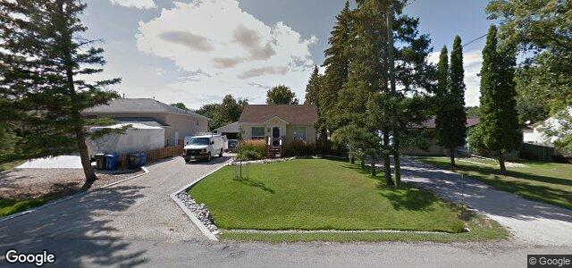 Larawan ng 550 Community Row sa Winnipeg, Manitoba