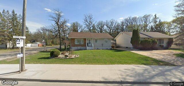 Larawan ng 5724 Roblin Boulevard sa Winnipeg, Manitoba