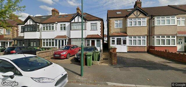 Larawan ng 58 Matlock Crescent sa Winnipeg, Manitoba