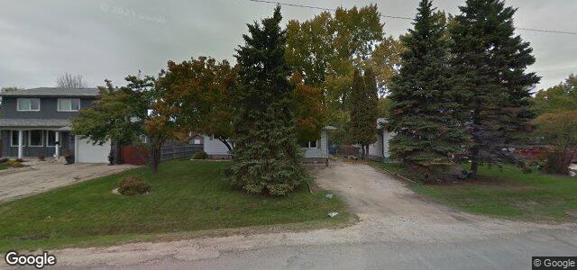 Larawan ng 5813 Rannock Avenue sa Winnipeg, Manitoba