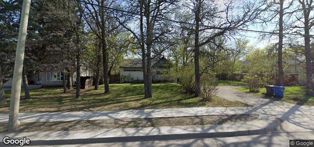 Larawan ng 5828 Roblin Boulevard sa Winnipeg, Manitoba