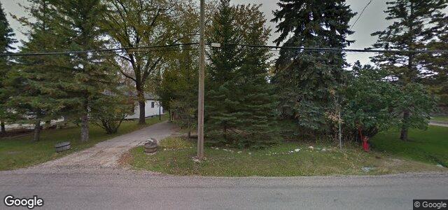 Larawan ng 585 Charleswood Road sa Winnipeg, Manitoba