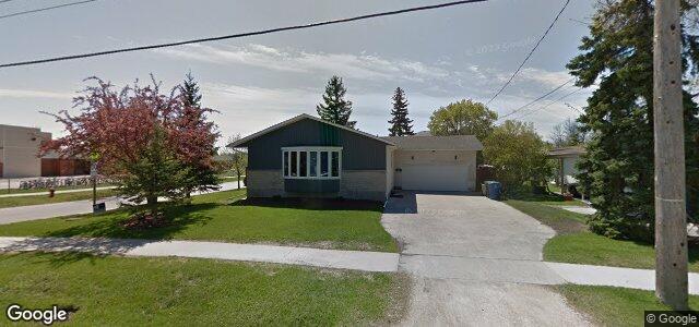 Larawan ng 5906 Betsworth Avenue sa Winnipeg, Manitoba