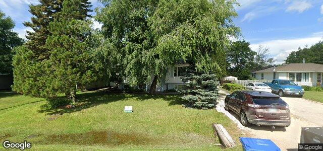 Larawan ng 5941 Rannock Avenue sa Winnipeg, Manitoba