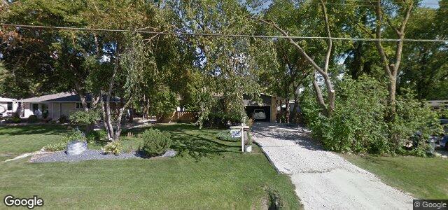 Larawan ng 605 Community Row sa Winnipeg, Manitoba