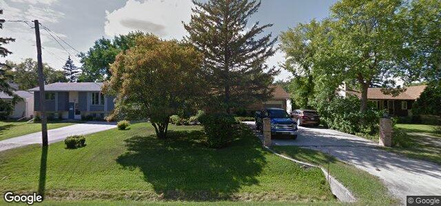 Larawan ng 626 Community Row sa Winnipeg, Manitoba