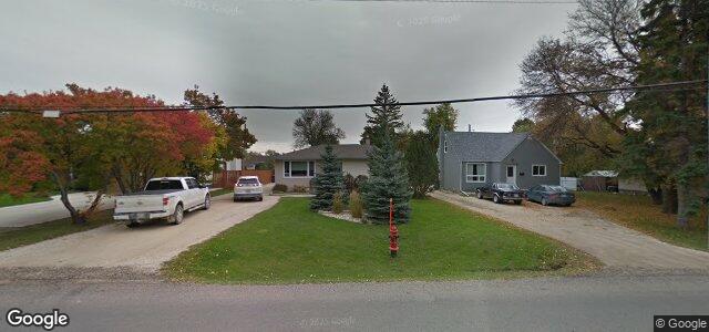 Larawan ng 667 Charleswood Road sa Winnipeg, Manitoba