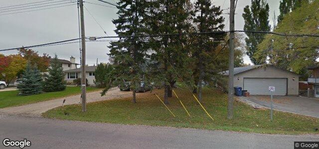 Larawan ng 671 Charleswood Road sa Winnipeg, Manitoba