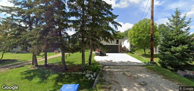 Larawan ng 690 Community Row sa Winnipeg, Manitoba