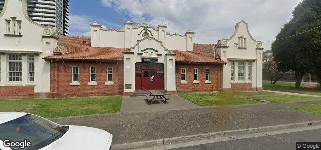 Larawan ng 7 Malone Street sa Winnipeg, Manitoba